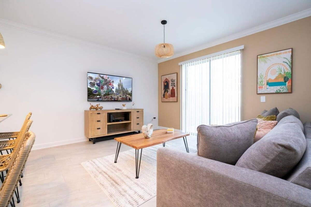 Hébergement de vacances Wonderfull 4bd With Pool At Champions Gate 1174 *