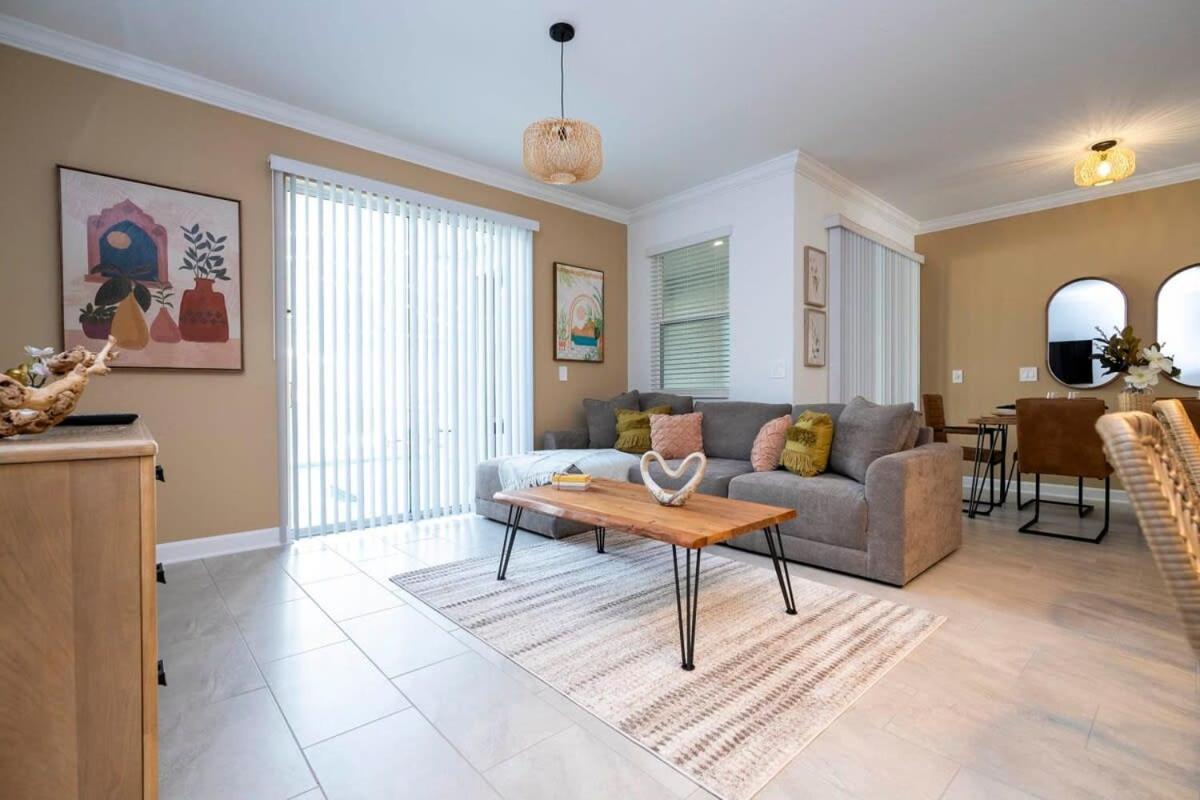 Wonderfull 4bd With Pool At Champions Gate 1174 Hébergement de vacances *